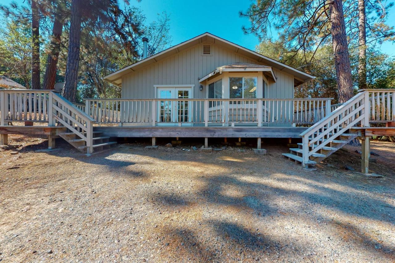 Holiday Chalet Groveland Exterior photo